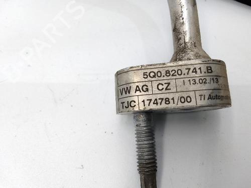 Used AC pipe SEAT LEON SC (5F5) 1.4 TSI (122 hp) 25812074