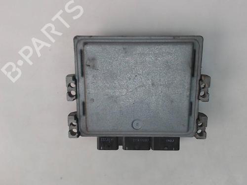 Used Electronic module RENAULT MEGANE II Coupé-Cabriolet (EM0/1_) 1.9 dCi (120 hp) 23653936