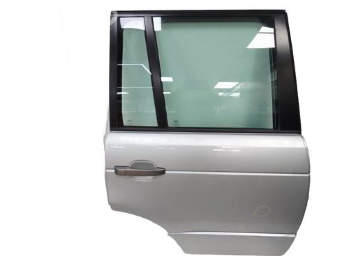 Used Right rear door LAND ROVER RANGE ROVER III (L322) 4.4 4x4 (286 hp) 31090576