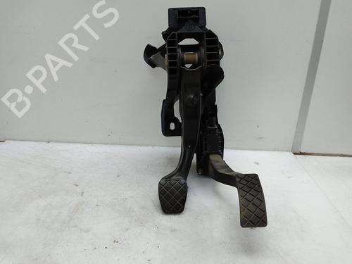 Used Break pedal Break pedal VW GOLF VII (5G1, BQ1, BE1, BE2) 1.6 TDI (105 hp) 26054272 26054272