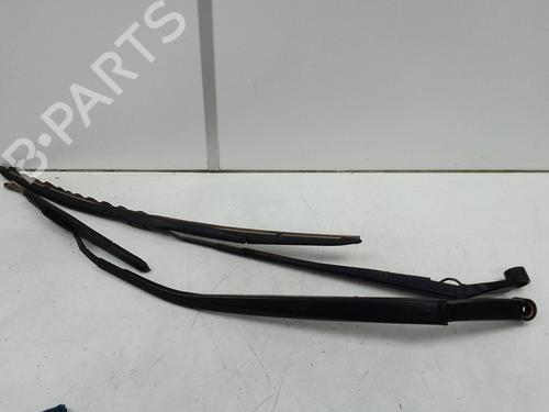 Vindrude Viskermekanisme Vindrude Viskermekanisme TOYOTA COROLLA Saloon (_E21_) 1.8 VVTi Hybrid (ZWE211) (122 hp) 18585743 18585743