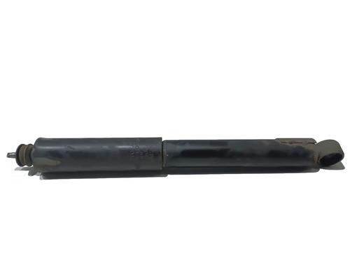 Used Right rear shock absorber TOYOTA LAND CRUISER 90 (_J9_) 3.0 TD (KZJ90_, KZJ95_, KZJ90R, KZJ95R, KZJ90W, KZJ95W) (125 hp) 32517383