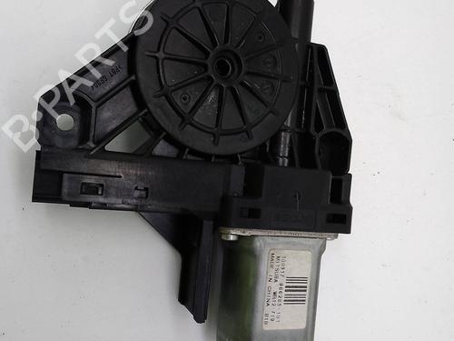 Used Left rear window motor VOLVO V60 I (155) D3 / D4 (163 hp) 26050249