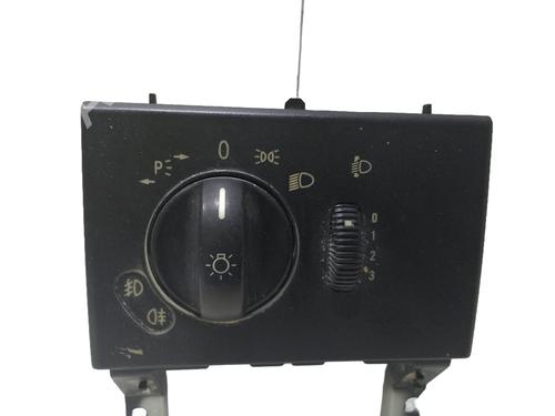 Forlygtekontakt Forlygtekontakt MERCEDES-BENZ VITO / MIXTO Van (W639) 111 CDI (639.601, 639.603, 639.605) (109 hp) 34239776 34239776