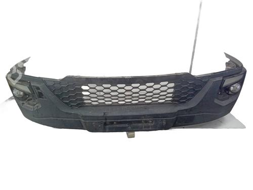 Used Front bumper Front bumper 21585727 21585727