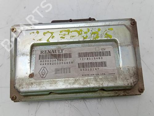 Used Gearbox control unit RENAULT ESPACE IV (JK0/1_) 2.2 dCi (JK0H) (150 hp) 23559626