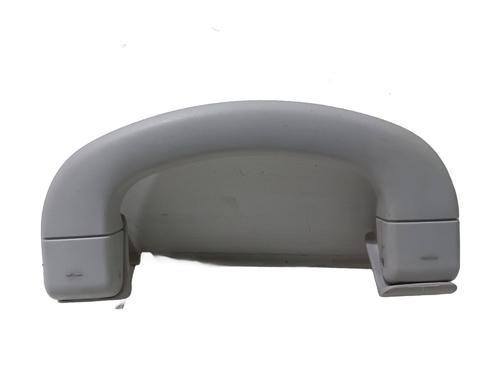 interior-roof-handle-fiat-500l-351_-352_-2012-34420078 main image