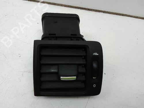 Used Air vent VOLVO C30 (533) D2 (115 hp) 19776659