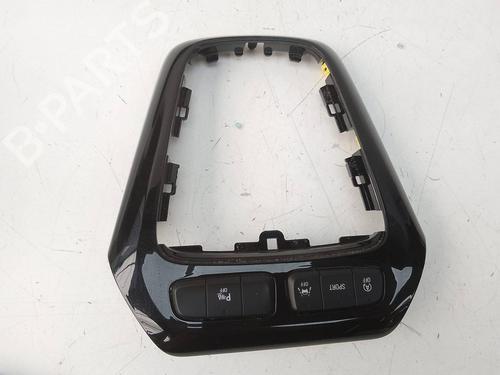Used Other Other OPEL CORSA F (P2JO) 1.2 (68) (101 hp) 18584021 18584021