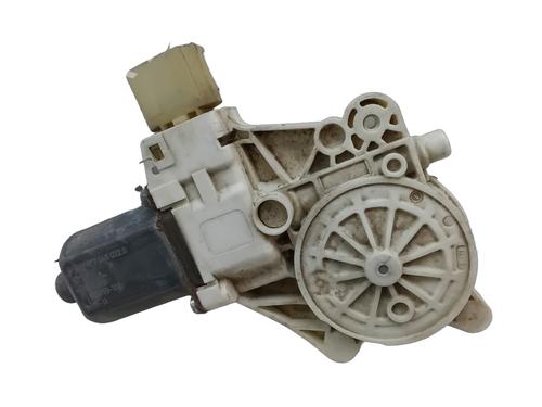 right-rear-window-motor-bmw-1-f21-2011-2012-2013-2014-2015-2016-2017-2018-2019-32723657 main image