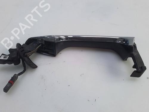 Klamka zewnętrzna drzwi przednich prawych MERCEDES-BENZ M-CLASS (W166) ML 250 CDI / BlueTEC 4-matic (166.004, 166.003) | BP30050742C129 
