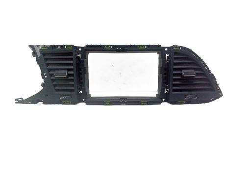 Used Air vent Air vent SEAT LEON (5F1) 1.2 TSI (105 hp) 28148458 28148458