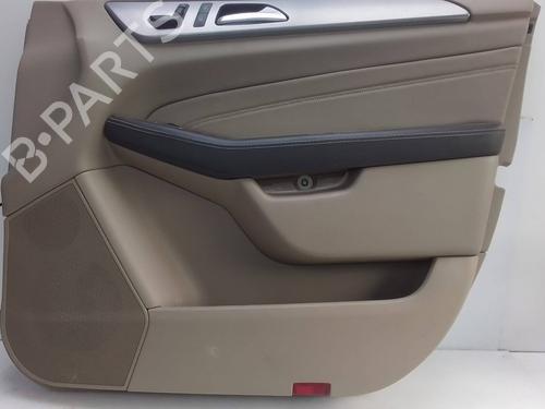 Forreste højre beklædning MERCEDES-BENZ M-CLASS (W166) ML 250 CDI / BlueTEC 4-matic (166.004, 166.003) (204 hp) 30050700