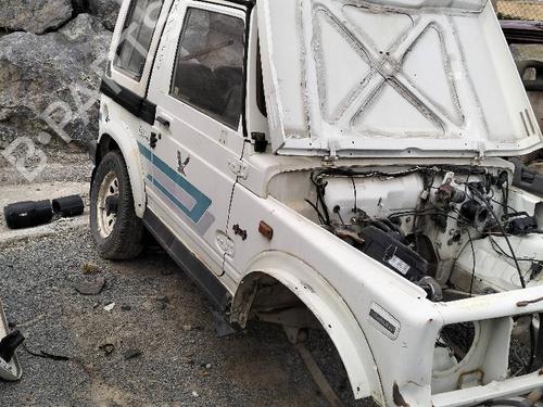 Used Right front door SUZUKI SAMURAI Closed Off-Road Vehicle (SJ_) 1.3 All-wheel Drive (SJ413, SJ70, SJ80) (70 hp) 18598479
