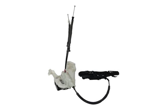 rear-right-lock-fiat-500x-334_-13-d-multijet-334axh1a-52139906-2014-21213701 main image