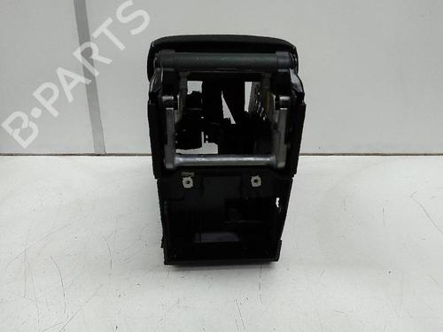 Armrest / Center console VW GOLF VI (5K1) 2.0 TDI | BP18584894I20 