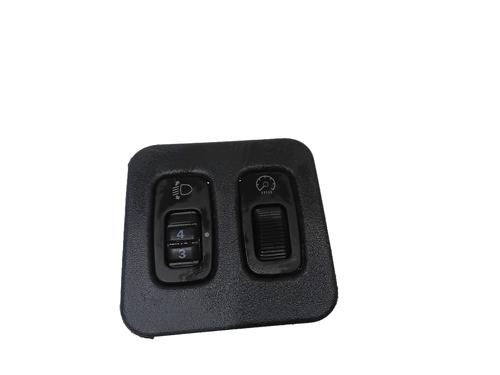 Used Headlight switch MITSUBISHI PAJERO III Canvas Top (V6_W, V7_W) 3.2 DI-D (V68W, V78W) (165 hp) 30613731