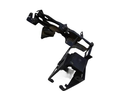 Venstre forlygtestøtte Venstre forlygtestøtte BMW 2 Coupe (F22, F87) 218 i (136 hp) 33953412 33953412