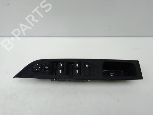 Used Left front window switch Left front window switch OPEL CORSA F (P2JO) 1.2 (68) (101 hp) 21832896 21832896