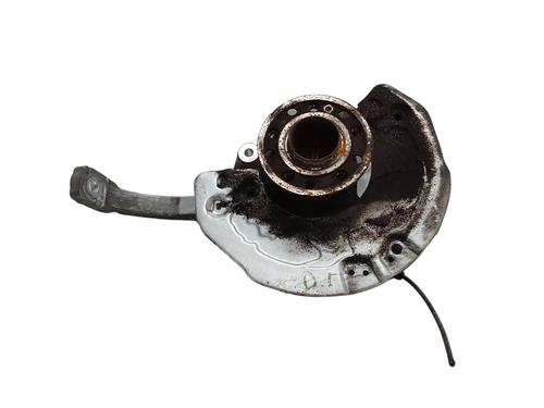 Used Left front steering knuckle Left front steering knuckle MERCEDES-BENZ C-CLASS (W205) C 450 AMG 4-matic (205.064) (367 hp) 26053079 26053079