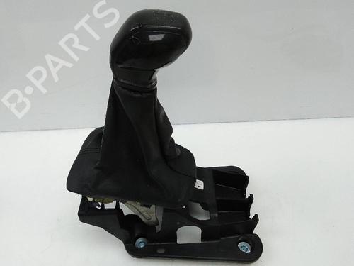 Gear lever CITROËN C4 CACTUS 1.2 VTi 82 | BP20702101M90 