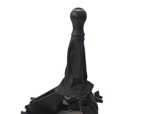 gear-lever-toyota-yaris-_p13_-2010-2011-2012-2013-2014-2015-2016-2017-2018-2019-2020-23654248 main image