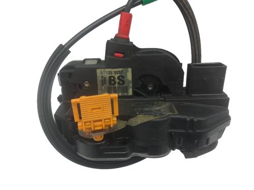 rear-left-lock-opel-zafira-tourer-c-p12-16-cdti-75-13579557-2011-20980139 main image