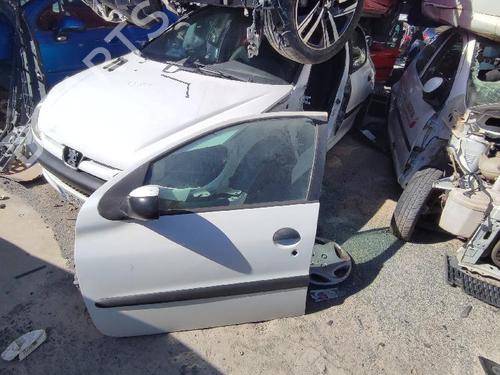 Used Left front door PEUGEOT 206 Hatchback (2A/C) 1.4 HDi eco 70 (68 hp) 18595298