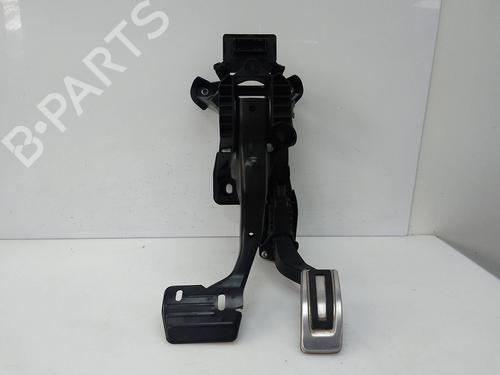 Used Pedal Pedal 24102736 24102736