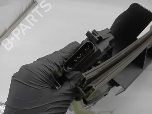 Venstre foran lås FORD TOURNEO COURIER B460 MPV 1.5 EcoBlue | BP29995381C98 