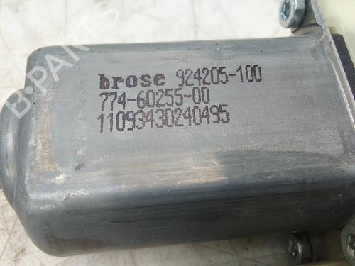 Used Left front window motor PORSCHE PANAMERA (970) 3.0 D (250 hp) 18584522