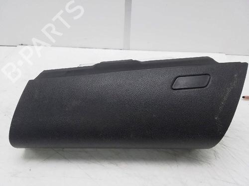 Glove box TOYOTA HILUX VIII Pickup (_N1_) 2.4 D 4WD (GUN125_, GUN125R) | BP18574646C95 