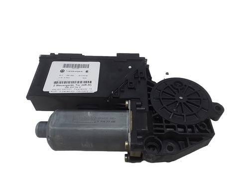 Rudehejsemotor bagstkærm højre VW PHAETON (3D1, 3D2, 3D3, 3D4, 3D6, 3D7, 3D8, 3D9) 6.0 W12 4motion (420 hp) 30873883