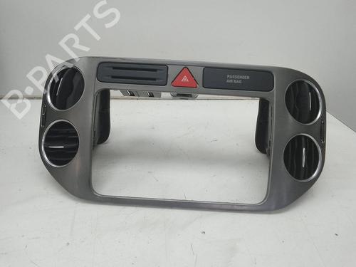 Used Air vent VW TIGUAN (5N_) 2.0 TDI 4motion (136 hp) 18578372