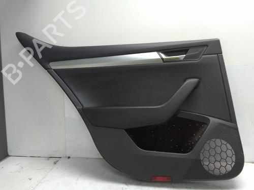 Garniture arrière gauche SKODA SUPERB III (3V3) 2.0 TDI (150 hp) 30050689