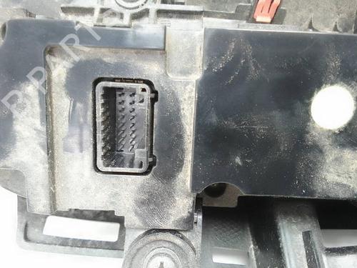 Climate control VAUXHALL VIVARO LIFE Bus (K0) 2.0 | BP18597781I5 