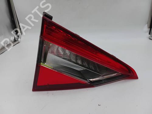 Farolim esquerdo da mala SKODA SUPERB III (3V3) 2.0 TDI | BP30050939C79