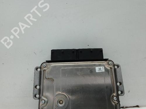 Used Engine control unit (ECU) HYUNDAI TUCSON (TL, TLE) 1.7 CRDi (116 hp) 23559618