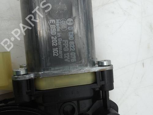 Right front window motor SEAT LEON (KL1, KLG) 2.0 TDI | BP28150392E20