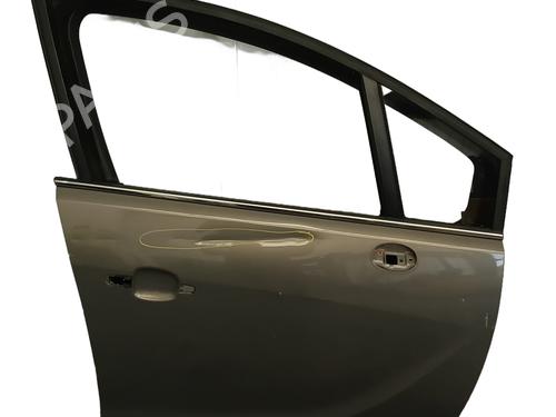 right-front-door-opel-meriva-b-mpv-s10-2010-2011-2012-2013-2014-2015-2016-2017-36836229 main image