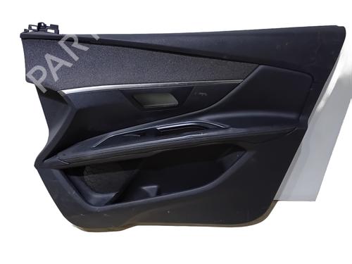 Høyre frontpanel Høyre frontpanel PEUGEOT 3008 II SUV (MC_, MR_, MJ_, M4_) 1.2 THP/ PureTech 130 (MRHNSM, MRHNSU, MRHNSJ, MRHNYW,... (131 hp) 34123082 34123082