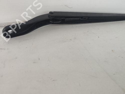 Front windshield wiper arm PEUGEOT 208 II (UB_, UP_, UW_, UJ_) 1.5 BlueHDI 100 | BP18576474C143 