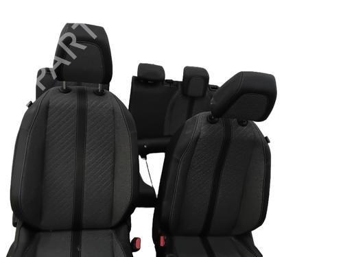 Sæde sæt PEUGEOT 2008 II (UD_, US_, UY_, UJ_, UR_, UC_) 1.2 PureTech 130 (USHNS, URHNS) (130 hp) 31583076