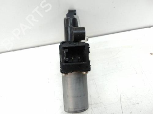 Used Right rear window motor MAZDA CX-3 (DK) 1.5 SKYACTIV-D (DK2WS, DK5FW) (105 hp) 18584239