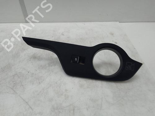 Used Left rear window switch Left rear window switch TOYOTA C-HR (_X1_) 1.8 Hybrid (ZYX10_, ZYX11_, ZYX10R, ZYX11R) (122 hp) 18597790 18597790