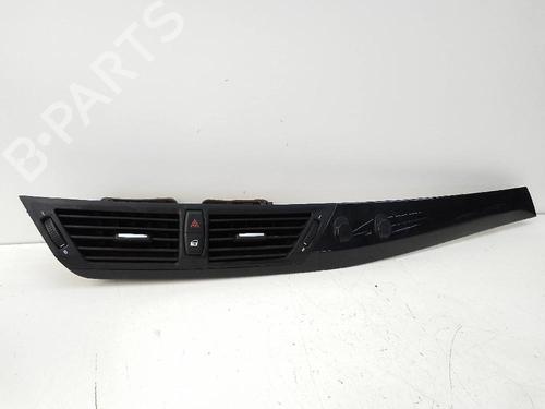 Used Air vent BMW X1 (E84) sDrive 20 d (177 hp) 18585239