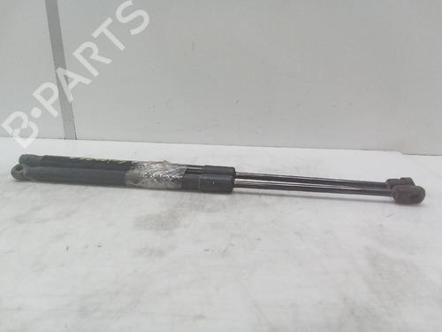 Used Tailgate lift support VW SCIROCCO III (137, 138) 2.0 TDI (150 hp) 18572568