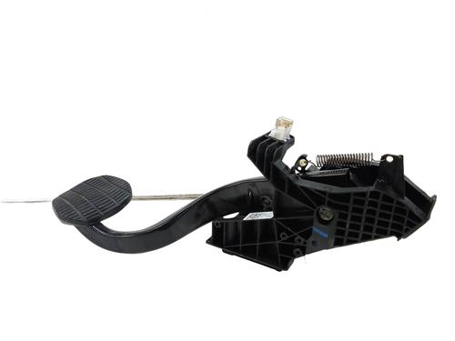 bremsepedal BMW X2 (F39) sDrive 18 d (150 hp) 18580425