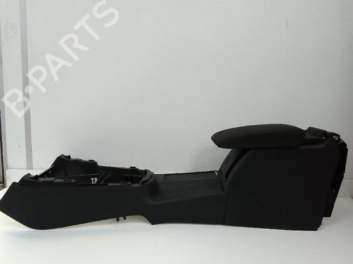 Used Middle console VW GOLF PLUS V (5M1, 521) [2004-2013]  23882810