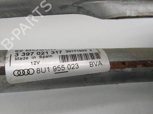 Used Front wiper motor AUDI Q3 (8UB, 8UG) 2.0 TDI (150 hp) 26172584